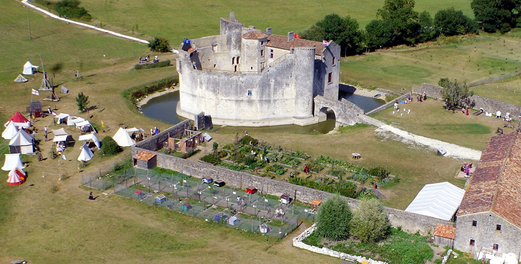 Château fort de Saint-Jean-d'Angle